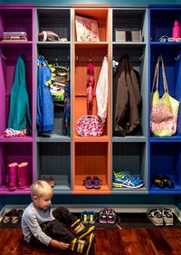 Детская цветная гардеробная комната Электросталь